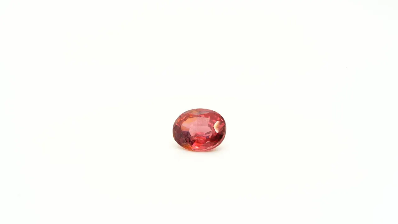 Spinel, Mahenge (Tanzania), photograph 2